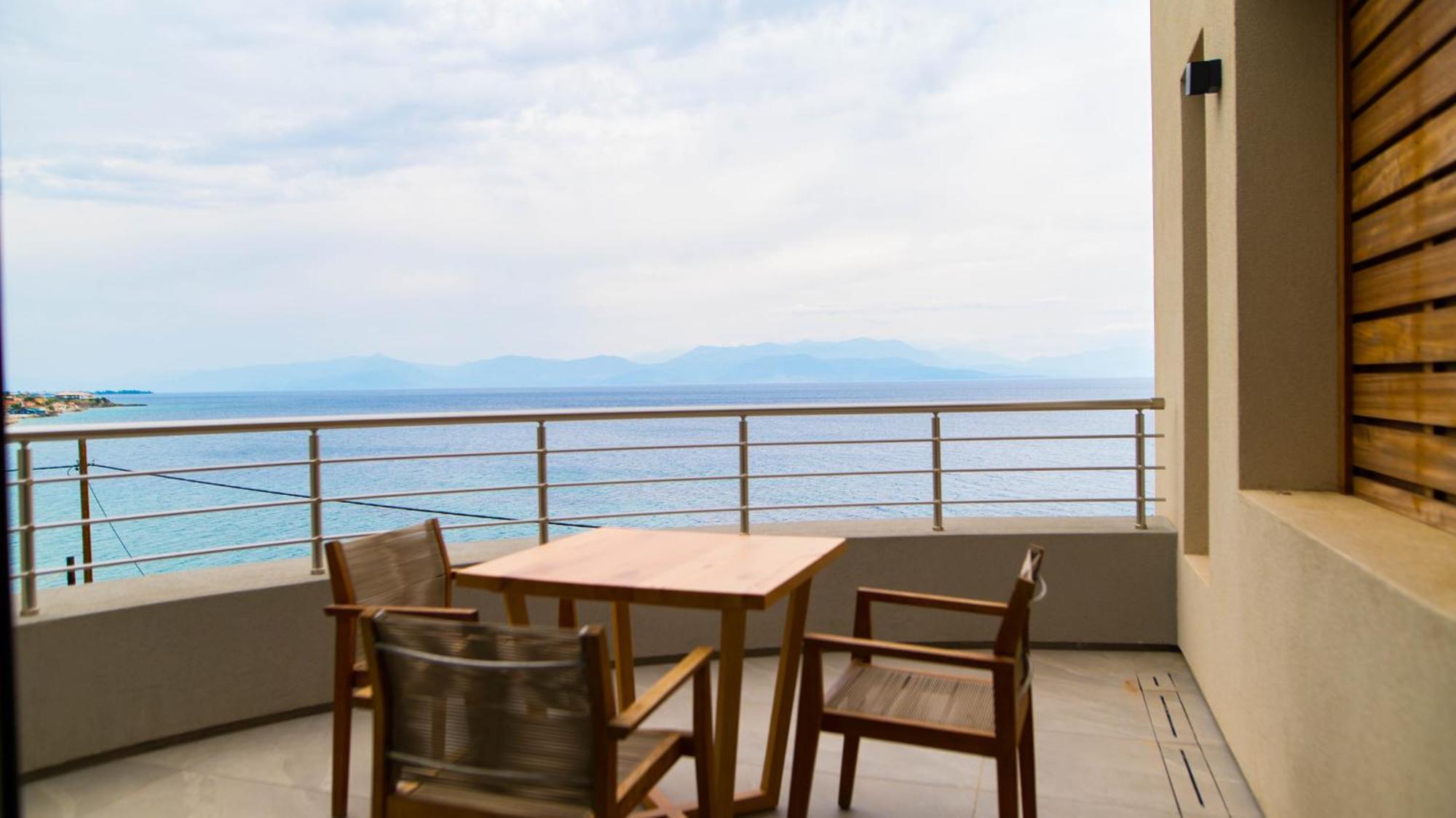 Alissachni Seaside Hotel Derveni Exterior photo