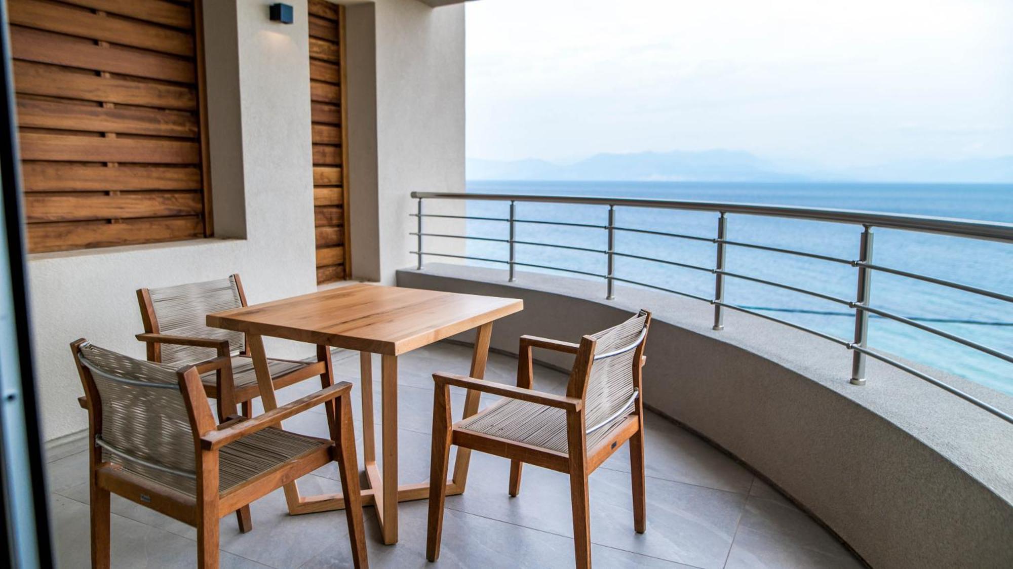 Alissachni Seaside Hotel Derveni Exterior photo
