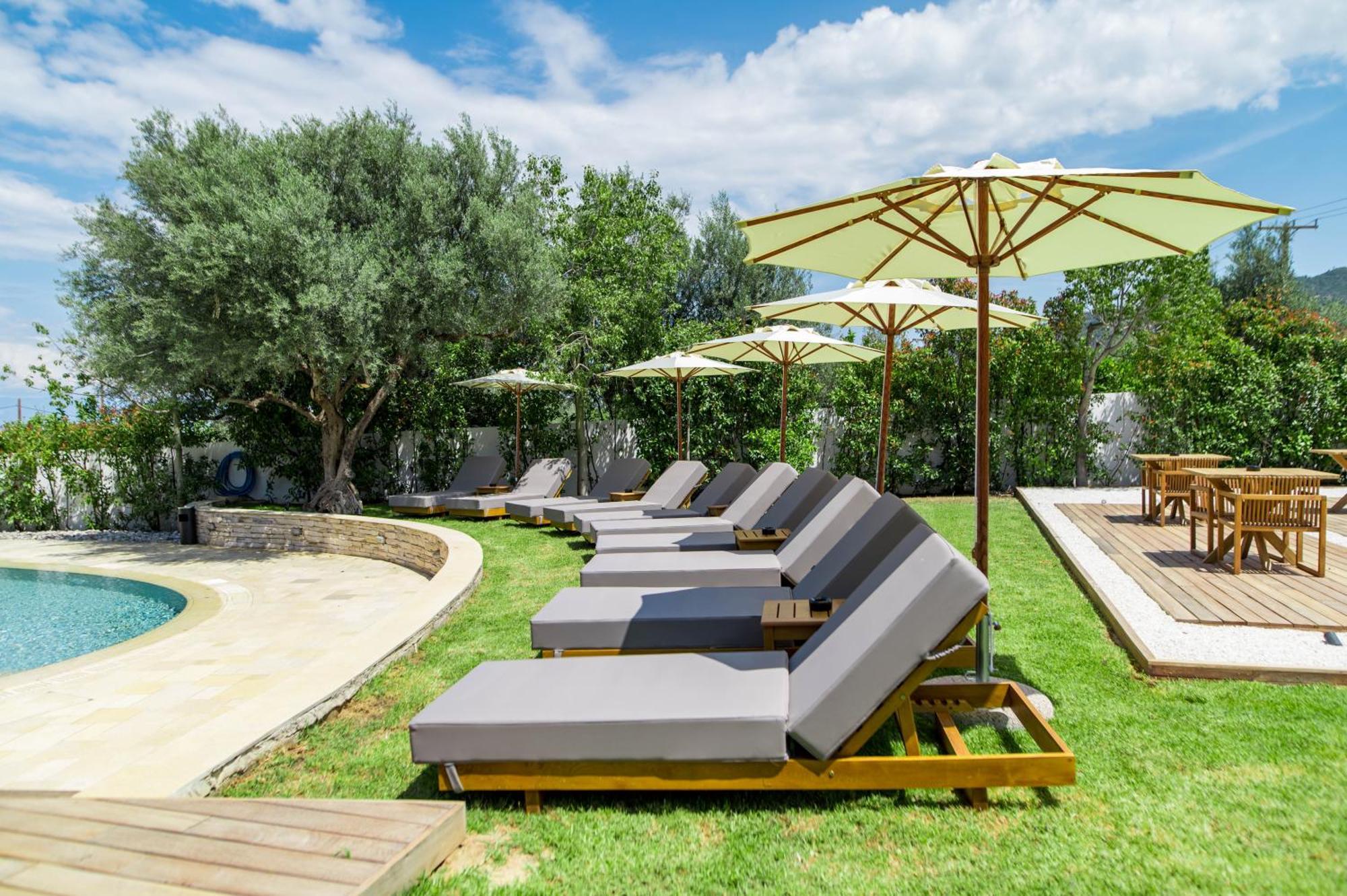 Alissachni Seaside Hotel Derveni Exterior photo